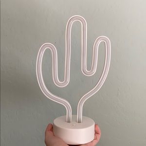 ☘️NEON SIGN☘️